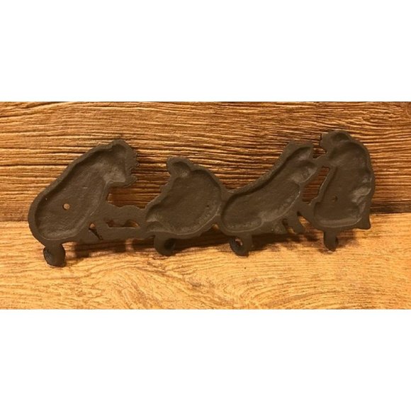 Cast Iron Four Pigs Tails Wall Hook 11"wide 4 1/8"tall Barbeque Decor 0184-0455 - Picture 7 of 12